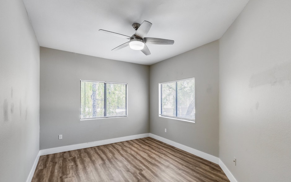 Building Photo - 15050 N Thompson Peak Pky