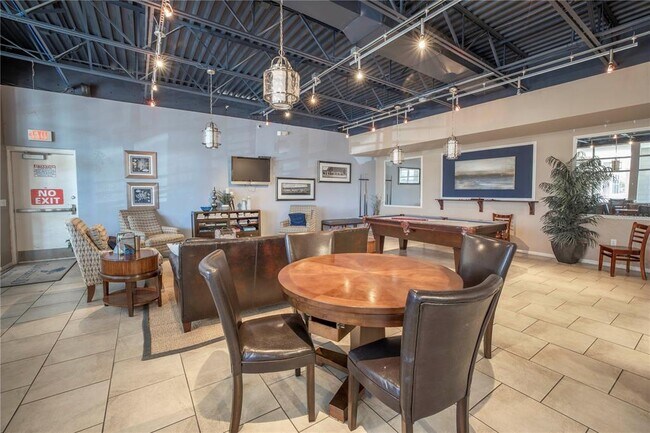 Building Photo - 6036 Anchorage Way S