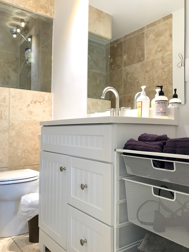 Building Photo - 1319 Alpine Ave