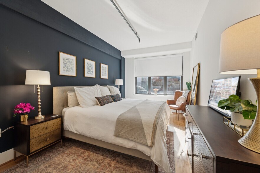 Master Bedroom - 1440 Church St NW