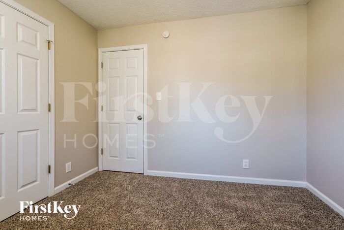 Building Photo - 4602 Shay Terrace