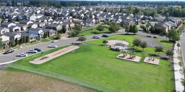 Building Photo - 14420 99th Ave SE