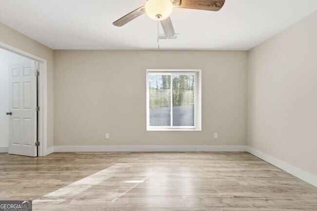 Building Photo - 1735 Carter Cir