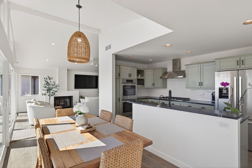 Building Photo - 4229 Faria Rd