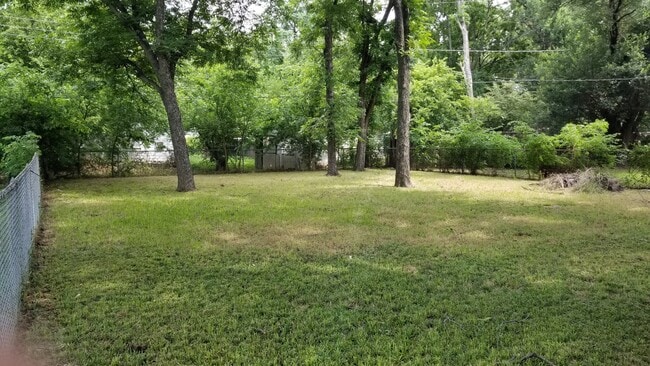 BACKYARD - 4817 Highway Drive