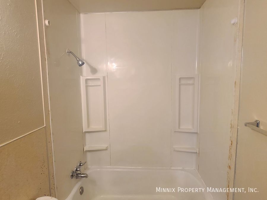 Building Photo - 3606 Tanner Dr