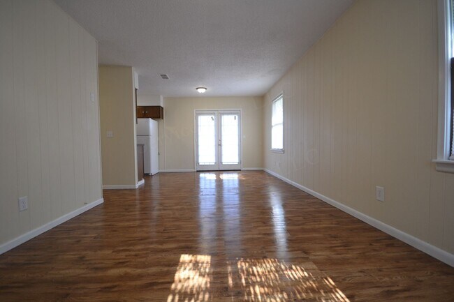 Building Photo - South Street Apartments