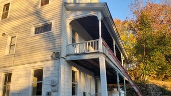 Building Photo - 3 Church St