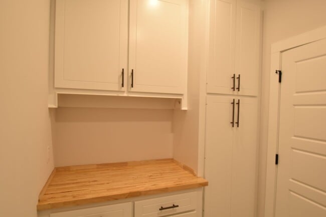 Building Photo - First Months Rent  Move In Special just $1799