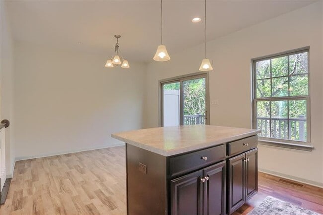 Building Photo - 126 Arbor Trail Dr