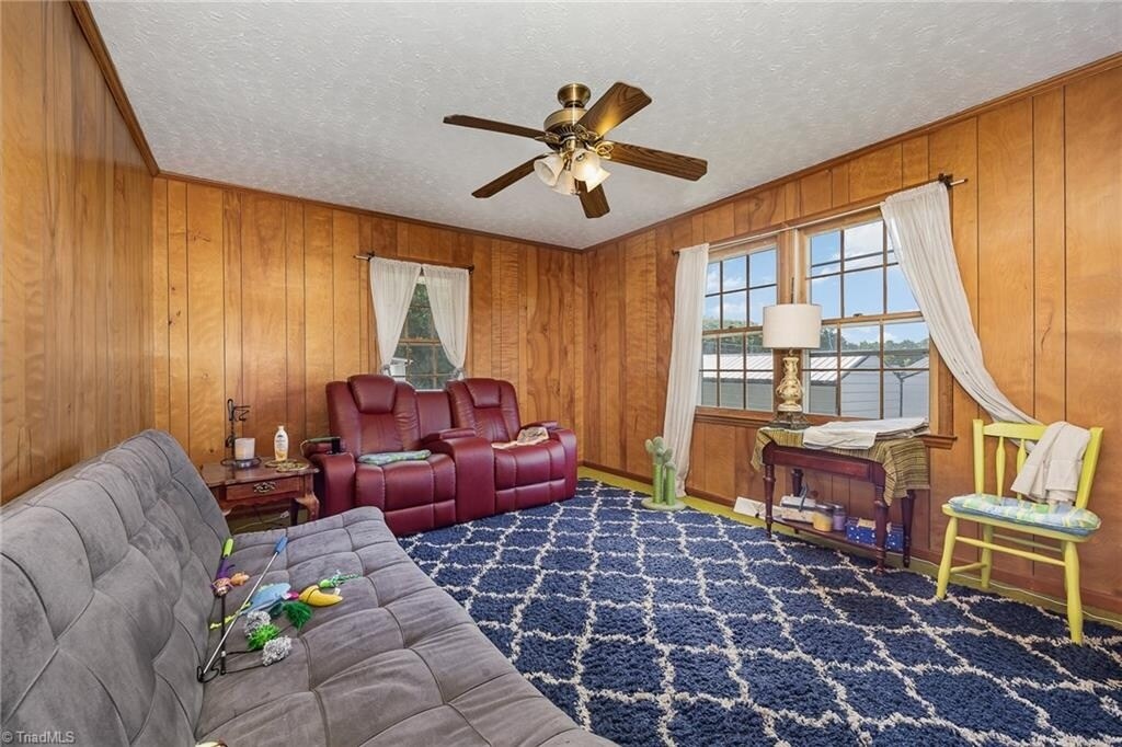 Building Photo - 1668 Old US Highway 52