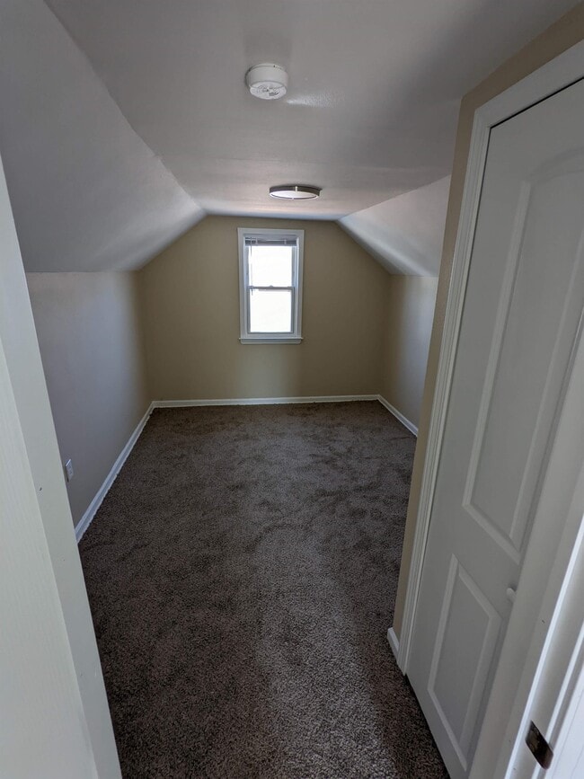 Building Photo - 4995 Jackson St