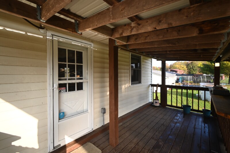 Building Photo - 615 Concord Rd