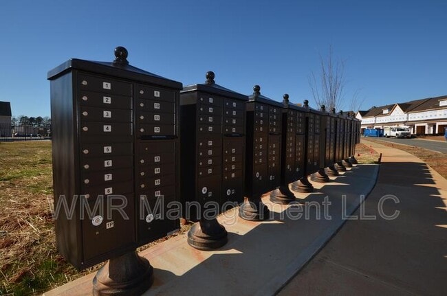Building Photo - 8145 Sheffield Dr