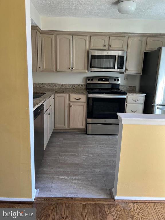 Building Photo - 11702 Zebrawood Ct