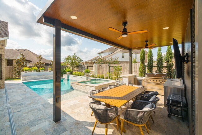 Building Photo - 25403 Angelwood Springs Ln