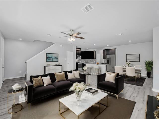 Building Photo - 3112 Solana Cir