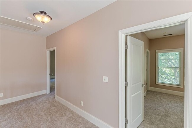 Building Photo - 1645 Woodward Way