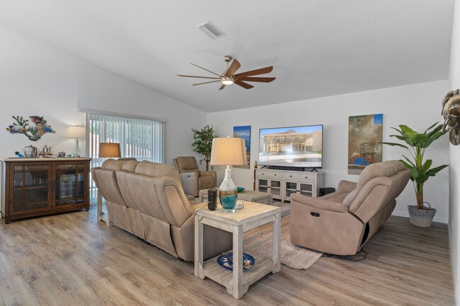 Building Photo - 4860 S Tromp Lp