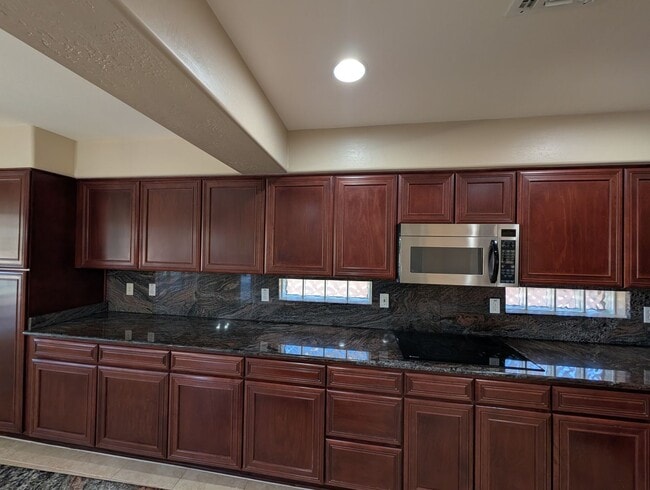 Building Photo - 4 Bedroom 2.5 Bath With Private Pool