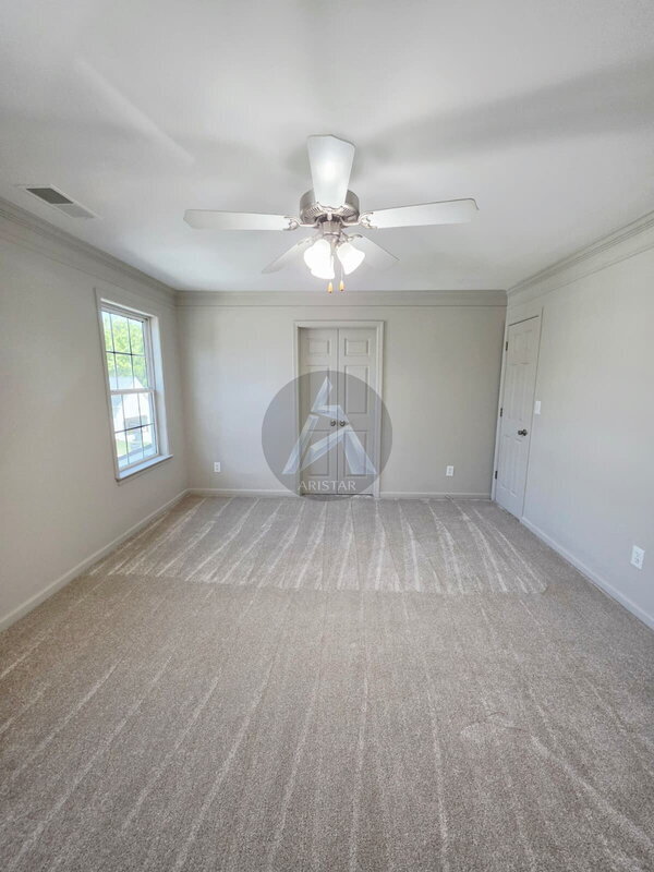 Building Photo - 4709 Liberty Square Dr