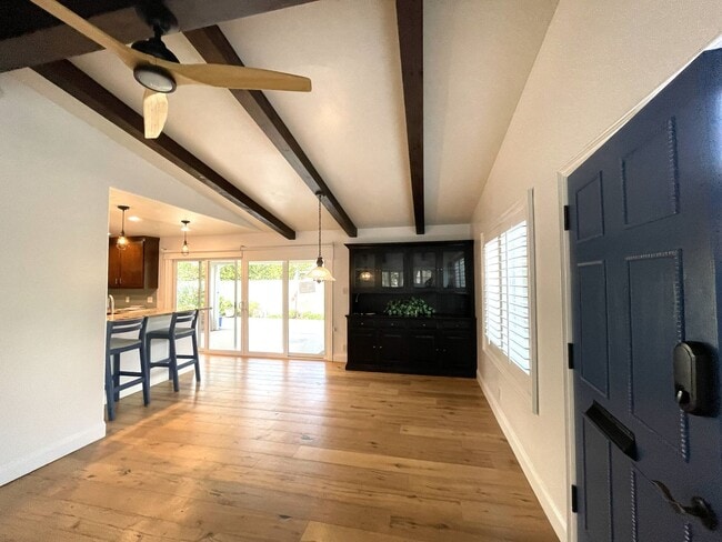 Building Photo - 4 bedroom updated West Torrance home