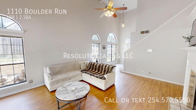 Building Photo - 1110 Boulder Run