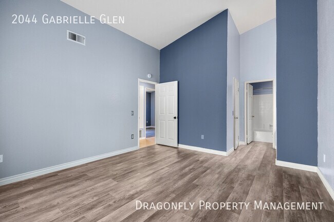 Building Photo - 2044 Gabrielle Glen