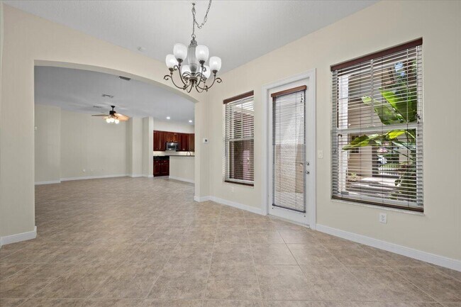 Building Photo - 1029 Vintner Blvd