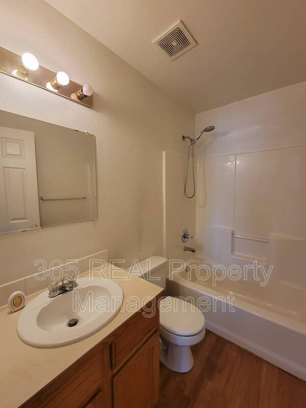 Building Photo - 3821 Tumbleweed Dr