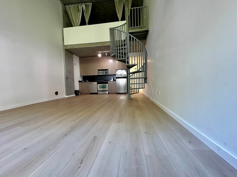 Building Photo - 855 Folsom St