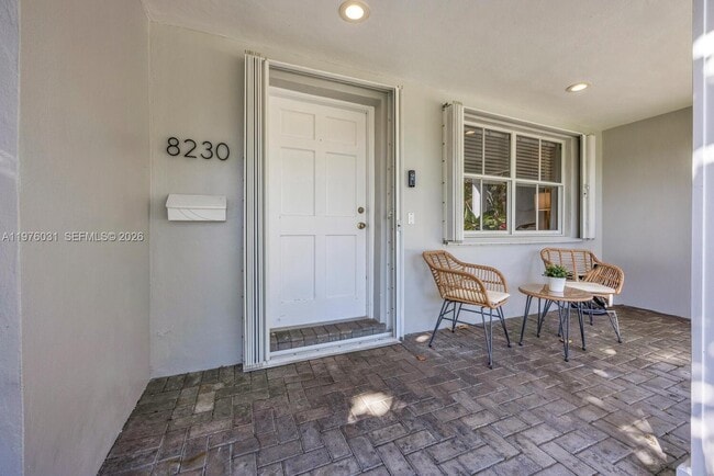 Building Photo - 8230 SW 63rd Pl