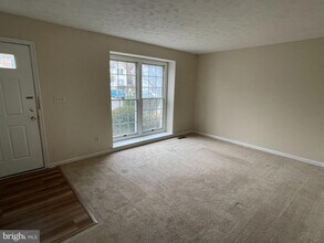 Building Photo - 2134 Commissary Cir