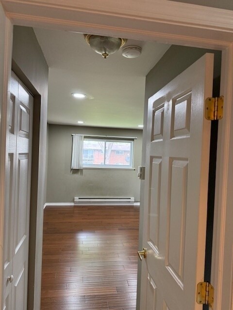 Building Photo - 1810 W Hatherleigh Ct
