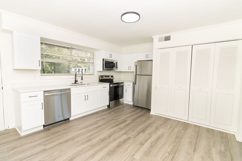 Building Photo - 513 Donaldson Rd