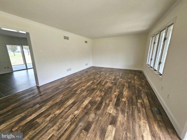 Building Photo - 873 Skeeter Neck Rd