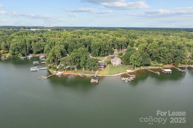 Building Photo - 4159 Todd St