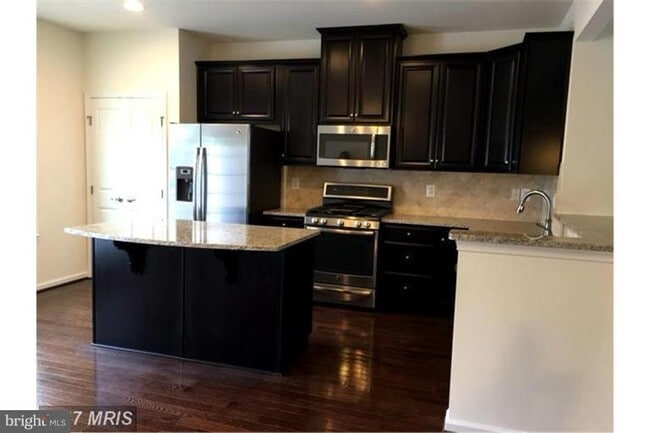 Building Photo - 7419 Wild Honey Way