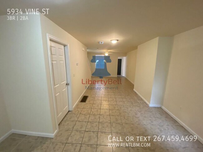 Building Photo - 5934 Vine St