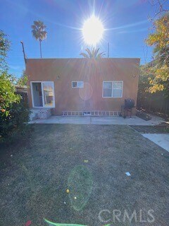 Building Photo - 13815 Vanowen St