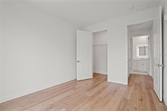 Building Photo - 600 3rd Ave S