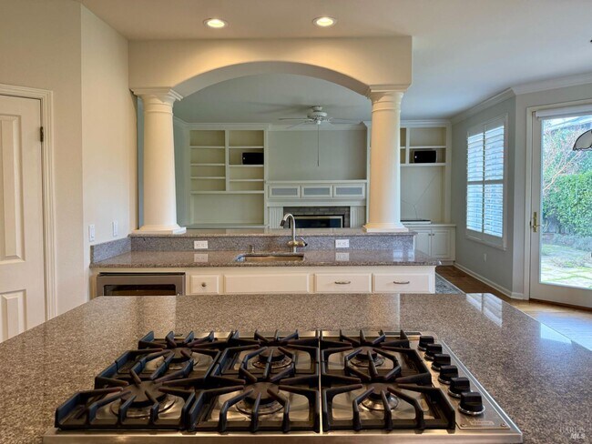 Building Photo - 1876 Heritage Way