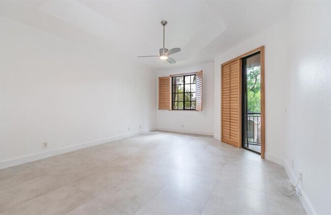 Building Photo - 2604 Center Ct Dr