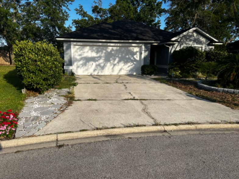 Primary Photo - 1519 Wayward Wind Ln