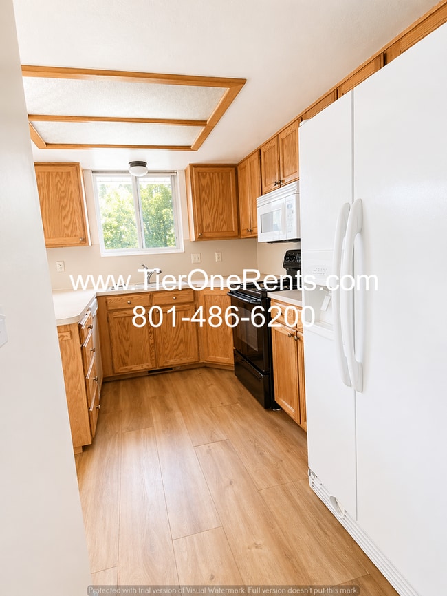 Building Photo - NO DEPOSIT option available for qualified renters through Obligo.