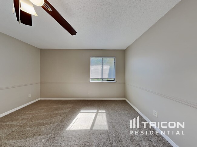 Building Photo - 2258 Felucca Dr