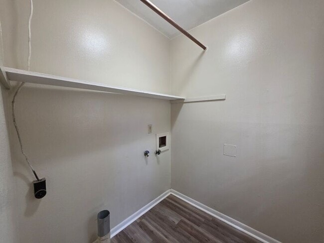 Building Photo - 6016 Sewell St