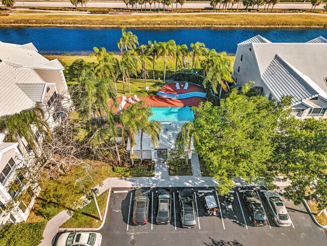 Building Photo - 2851 N Oakland Forest Dr