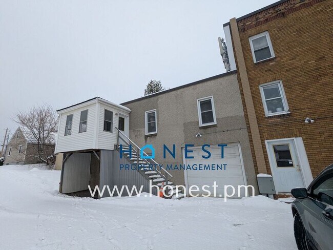 Building Photo - 73 Kennedy Memorial Dr