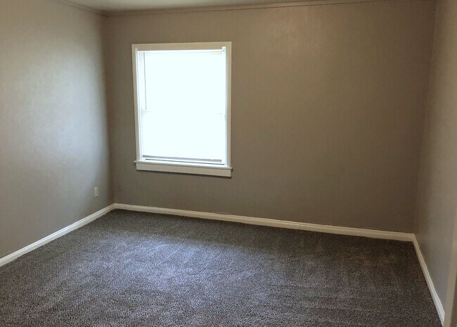 Building Photo - 1420 Choctaw St